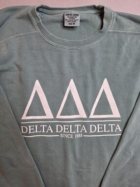 Women's Comfort Colors 'Delta Delta Delta'‎ Sorority Crewneck Sweater Size m
